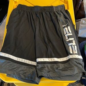 Nike Elite Shorts - XL